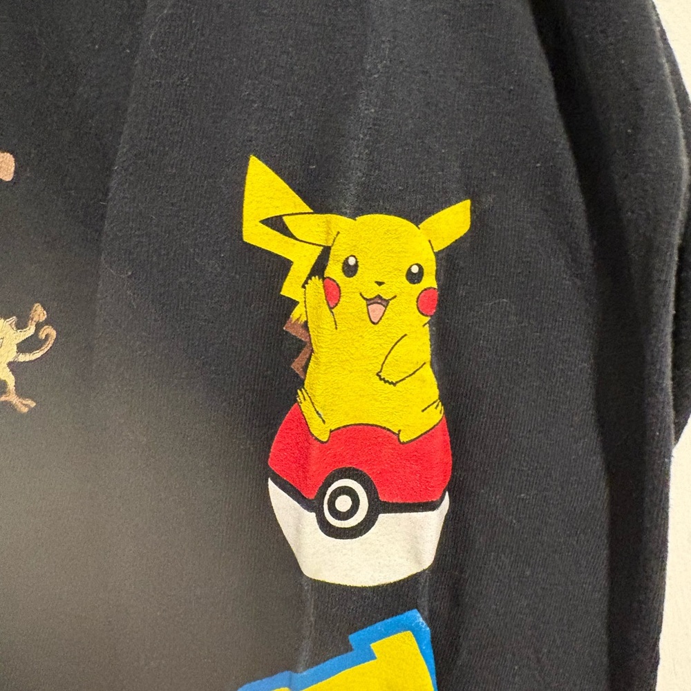 Pokemon Black Long Sleeve 'Fighting Team' Graphic Tee - Picture 3 of 5